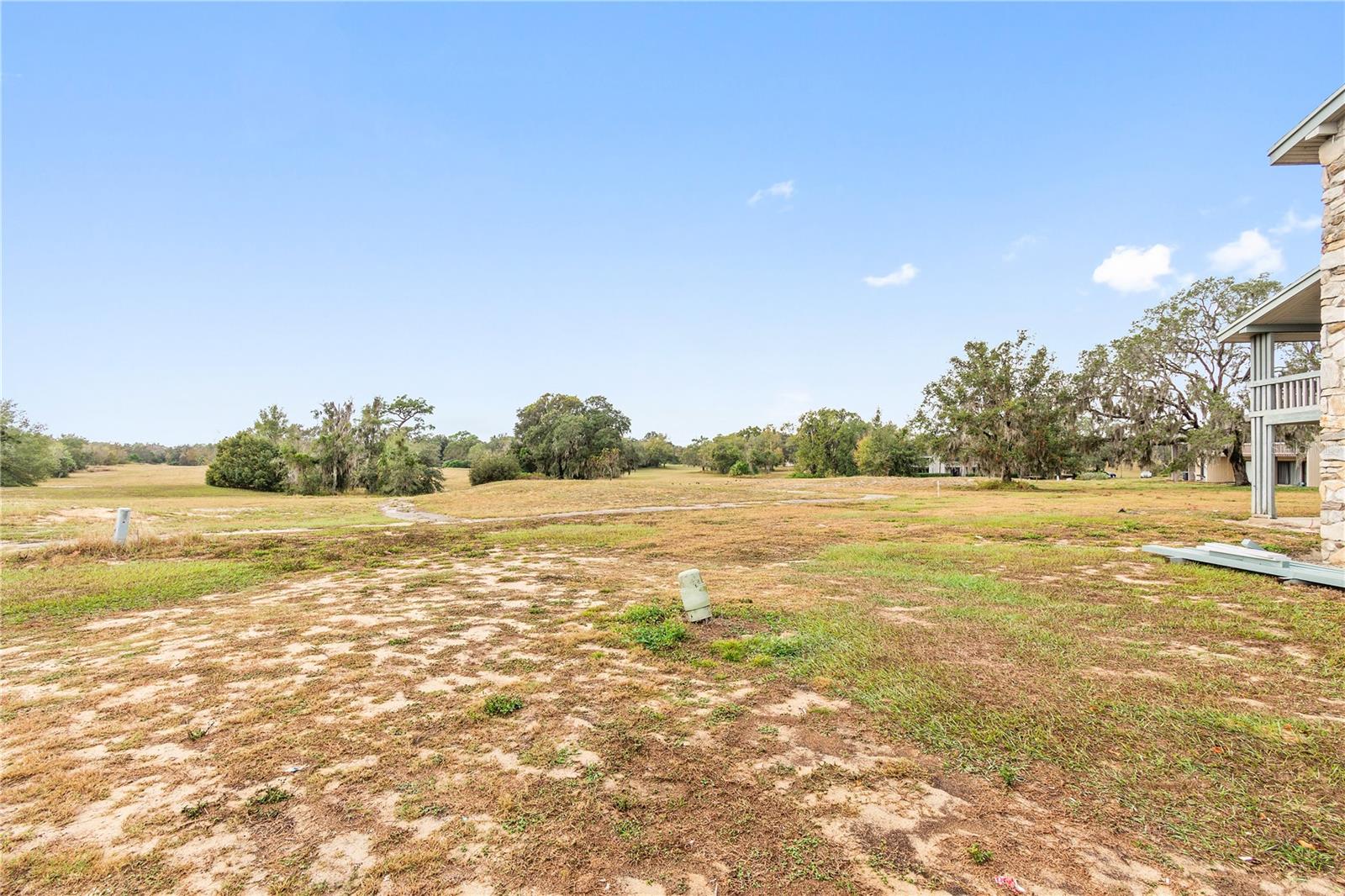 GRENELEFE CONDO CORNER LAKE EAST - Residential