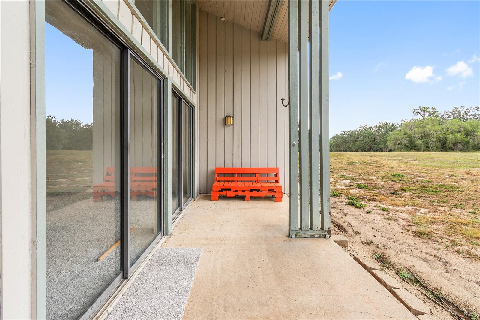 GRENELEFE CONDO CORNER LAKE EAST - Residential