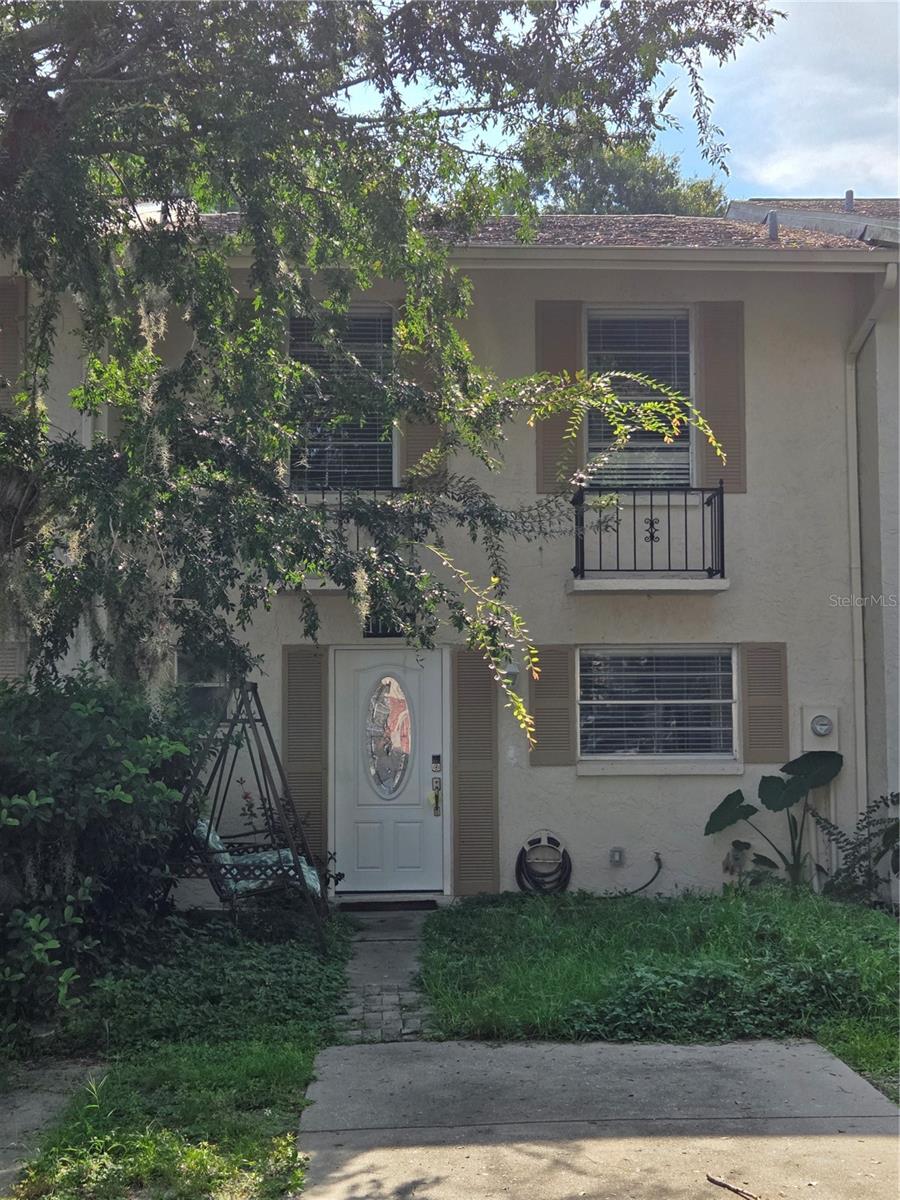 Location... Location... Location... Nice property ready to move in... 3beds, 2 full baths, beautiful patio to have good time with family and friends... Very convenient for everywhere.
