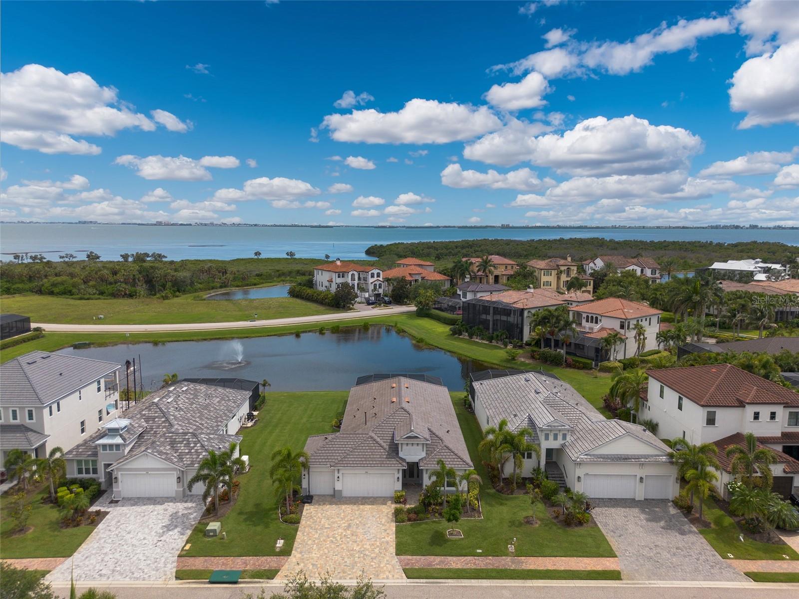 5504 TITLE ROW DRIVE