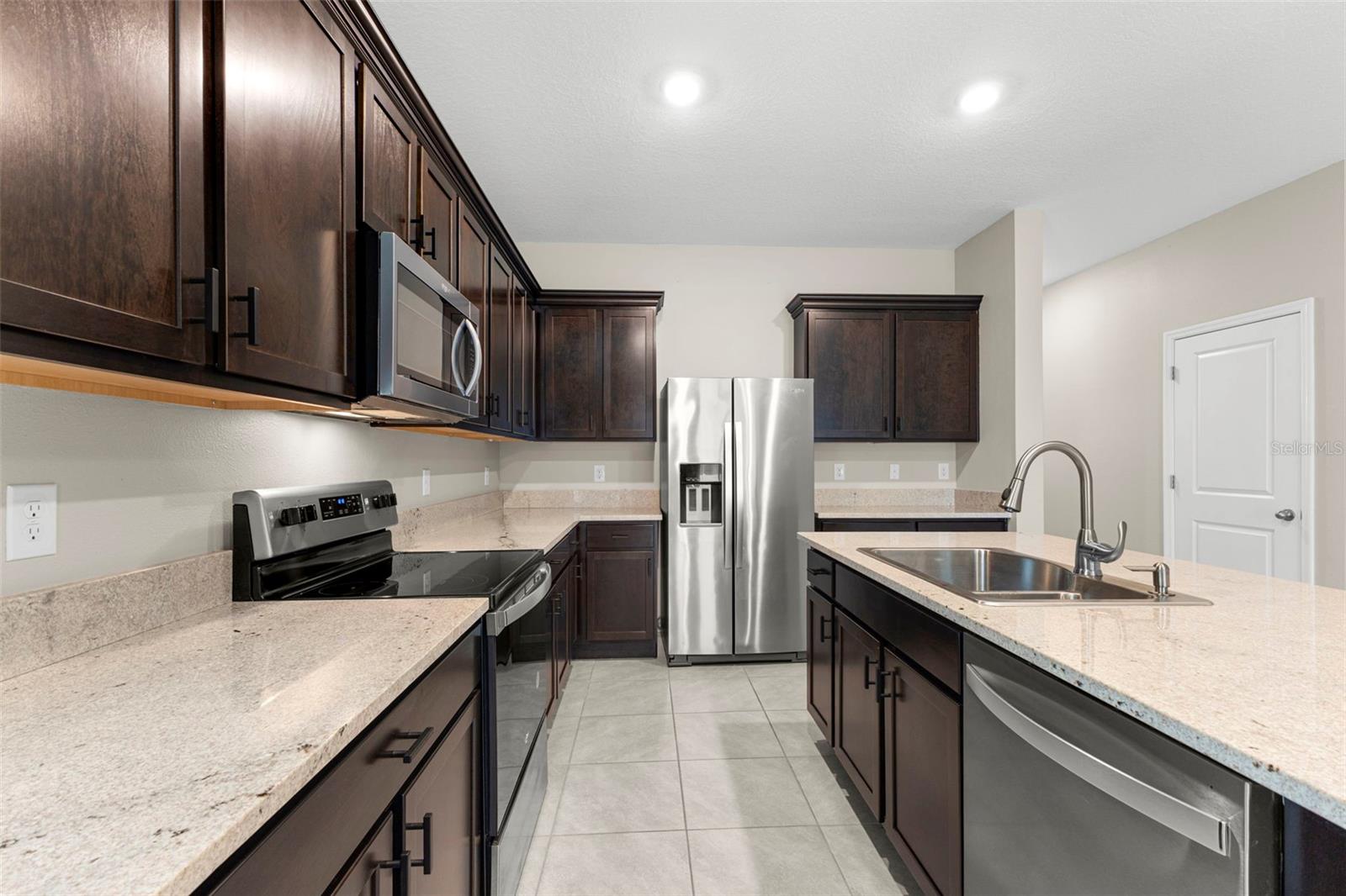 2908 EVERGREEN ELM PASS