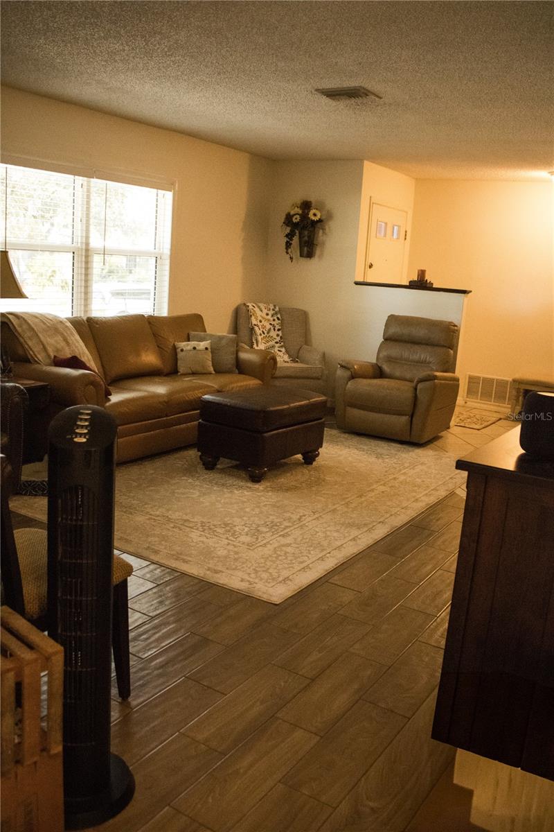 ACREAGE & UNREC - Residential