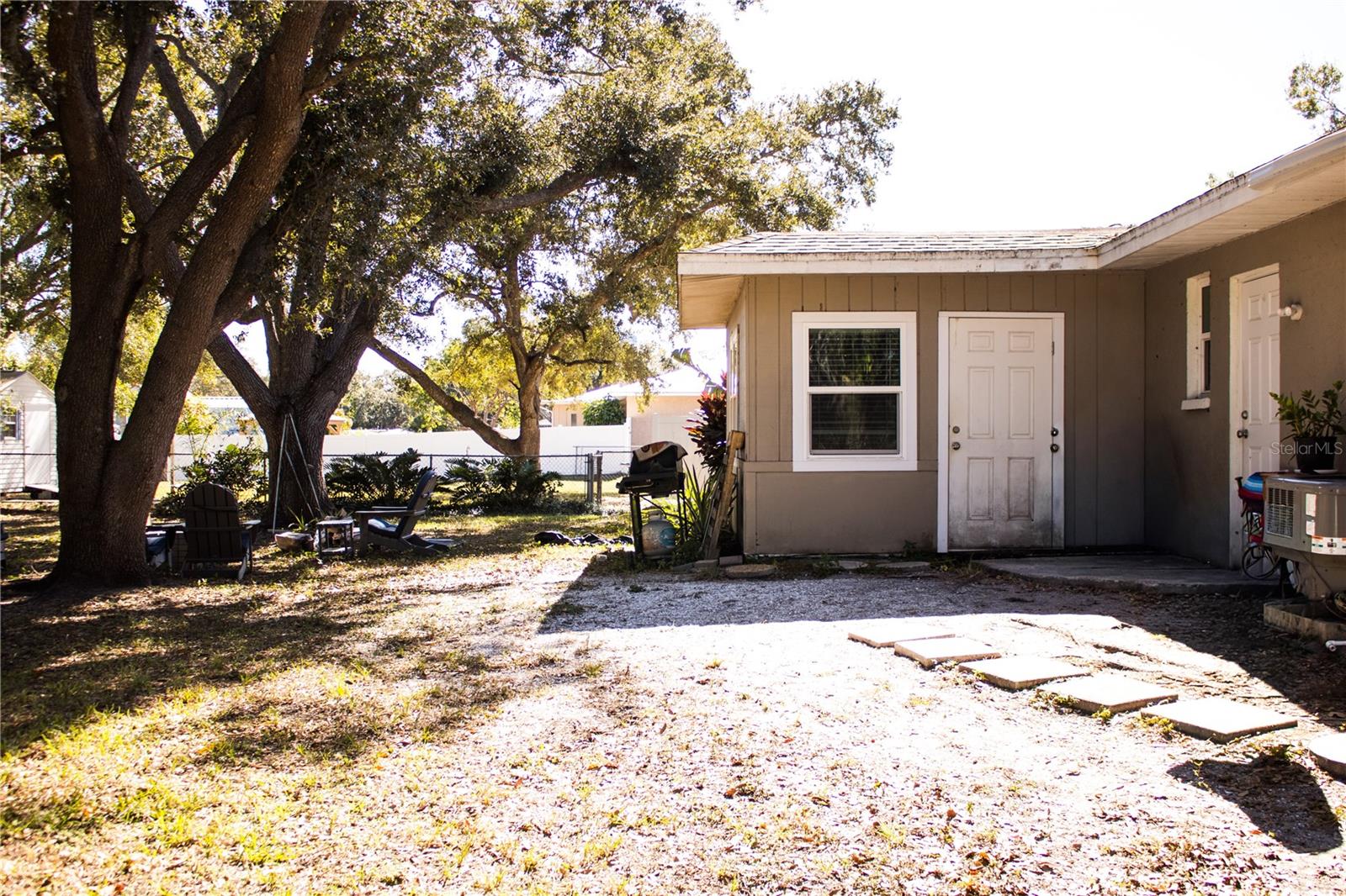 ACREAGE & UNREC - Residential