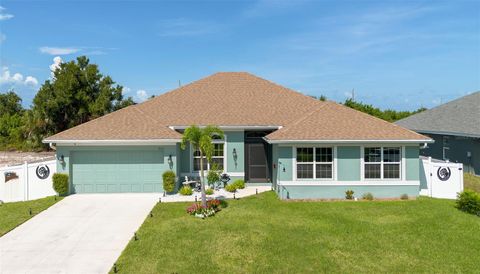 A home in PORT CHARLOTTE