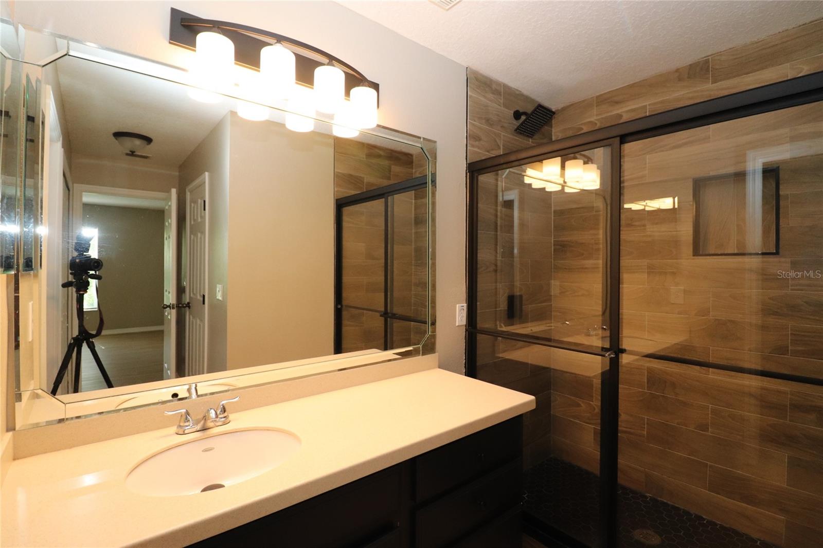 WEKIVA PARK TWNHMS - Residential Lease