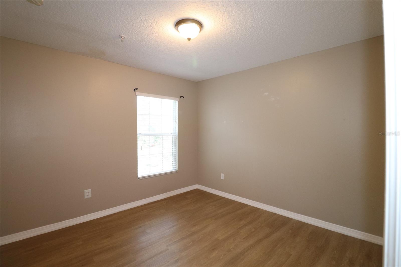 WEKIVA PARK TWNHMS - Residential Lease