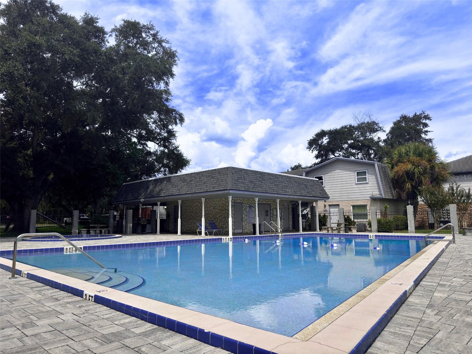 THE COLONIES CONDO - Residential