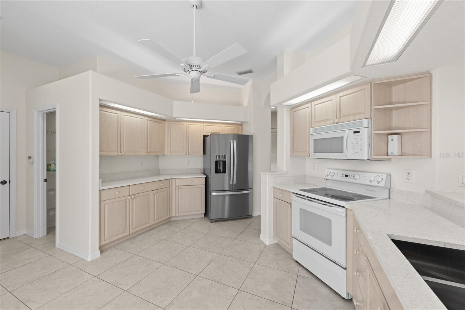 ROSEDALE 11 - Residential