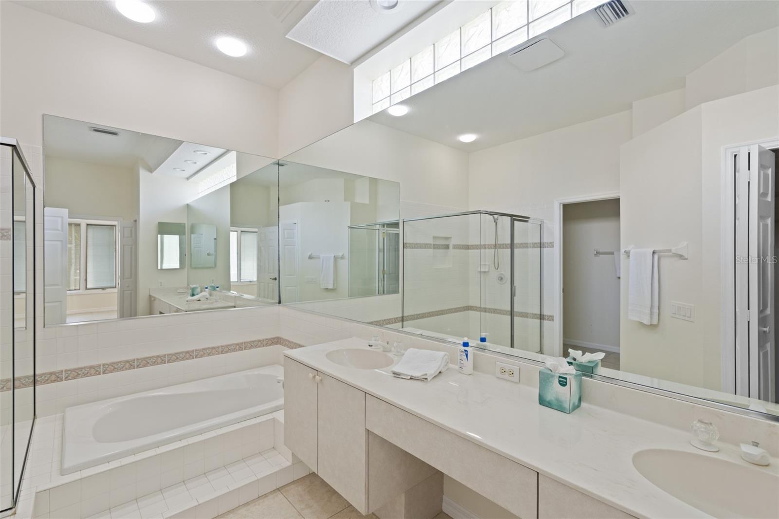 ROSEDALE 11 - Residential