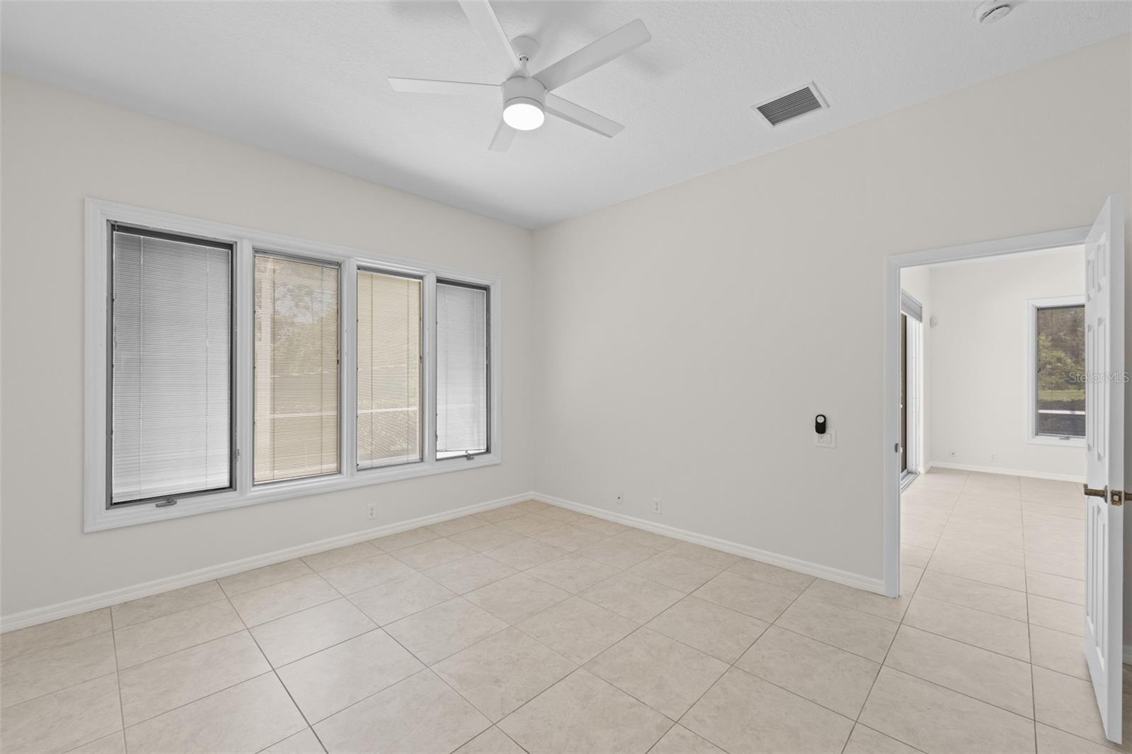 ROSEDALE 11 - Residential