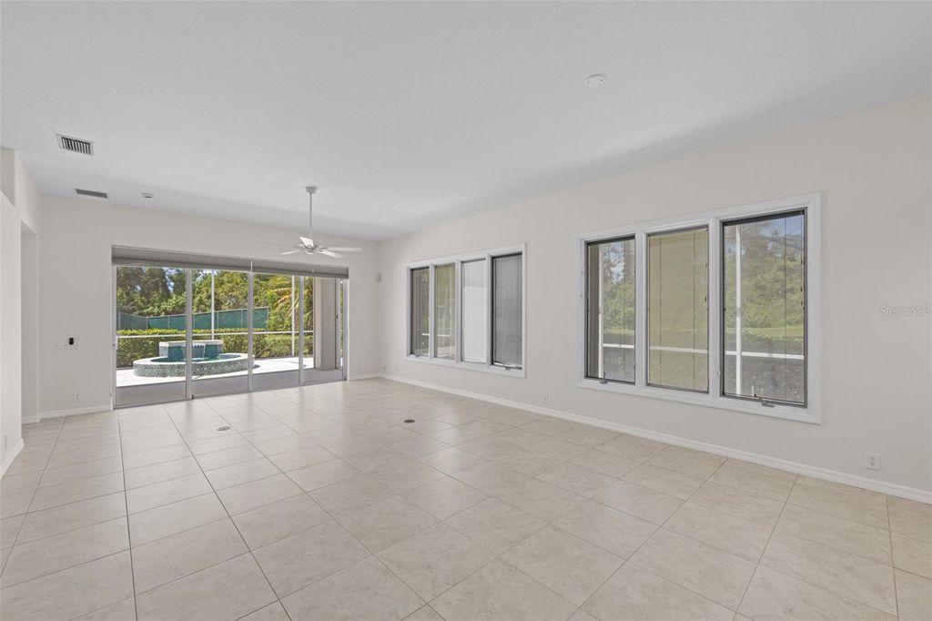 Photo of 8628 54th Avenue Circle E, Bradenton, FL 34211 (MLS # A4664169)
