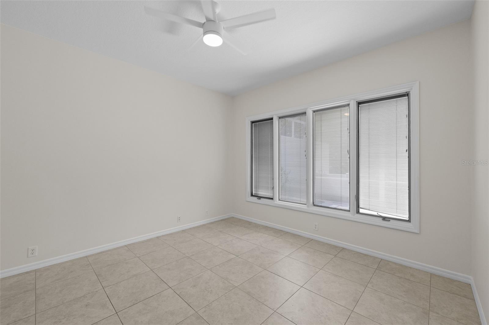 ROSEDALE 11 - Residential