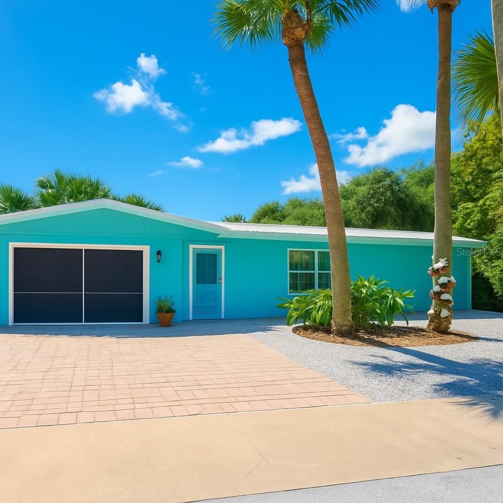 Photo of 905 E 1st Avenue, New Smyrna Beach, FL 32169 (MLS # NS1086505)