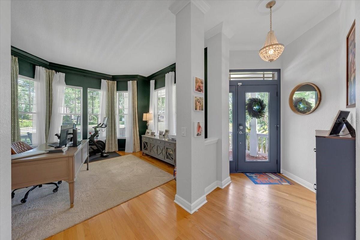 5913 FLATWOODS MANOR CIRCLE