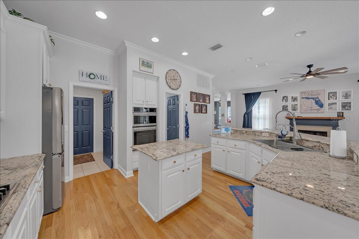 FISH HAWK TRAILS - Residential