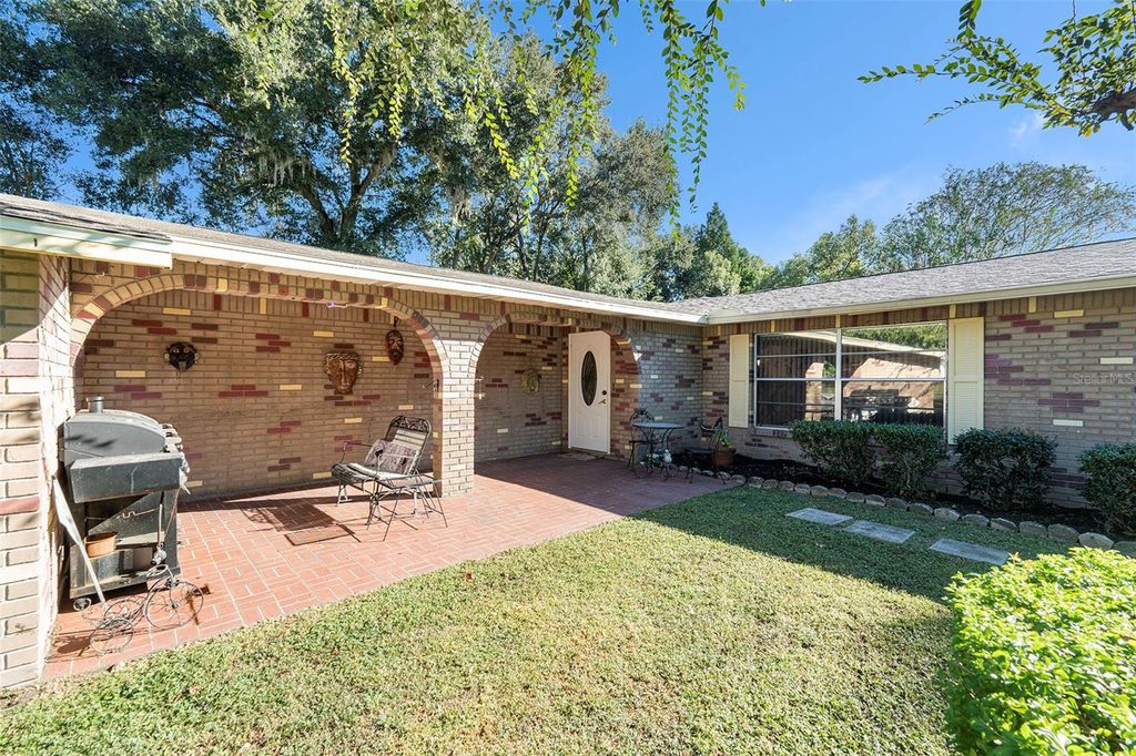 Photo of 11918 Orangewood Drive, Dade City, FL 33525 (MLS # TB8437464)