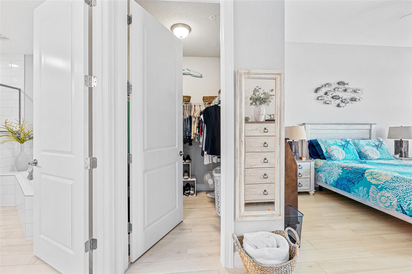 RIVERWALK/CORONADO ISLAND BLDG - Residential