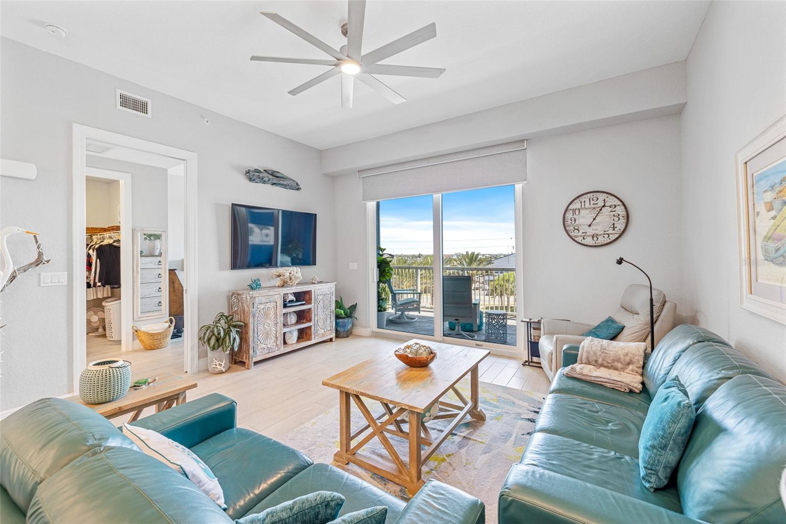 RIVERWALK/CORONADO ISLAND BLDG - Residential