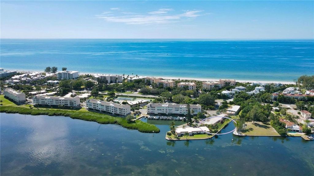 Photo of 4968 Gulf Of Mexico Drive #Villa 22, Longboat Key, FL 34228 (MLS # A4650036)