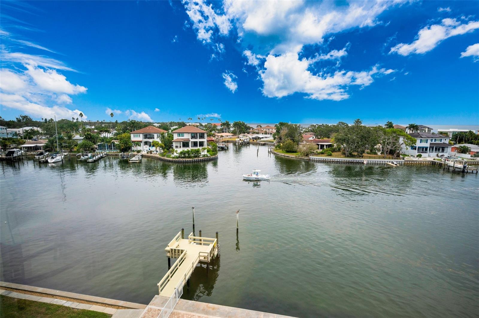 BRIGHTWATERS TOWER OF SNELL ISLE - Residential