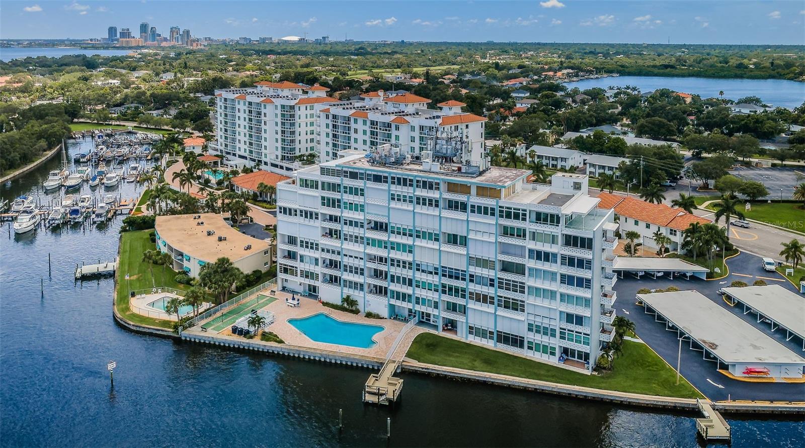 1365 SNELL ISLE BOULEVARD NE 5D