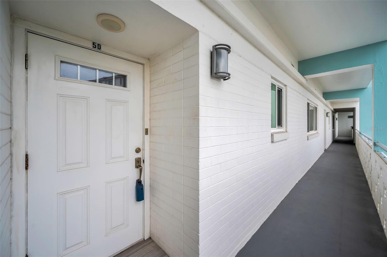 BRIGHTWATERS TOWER OF SNELL ISLE - Residential