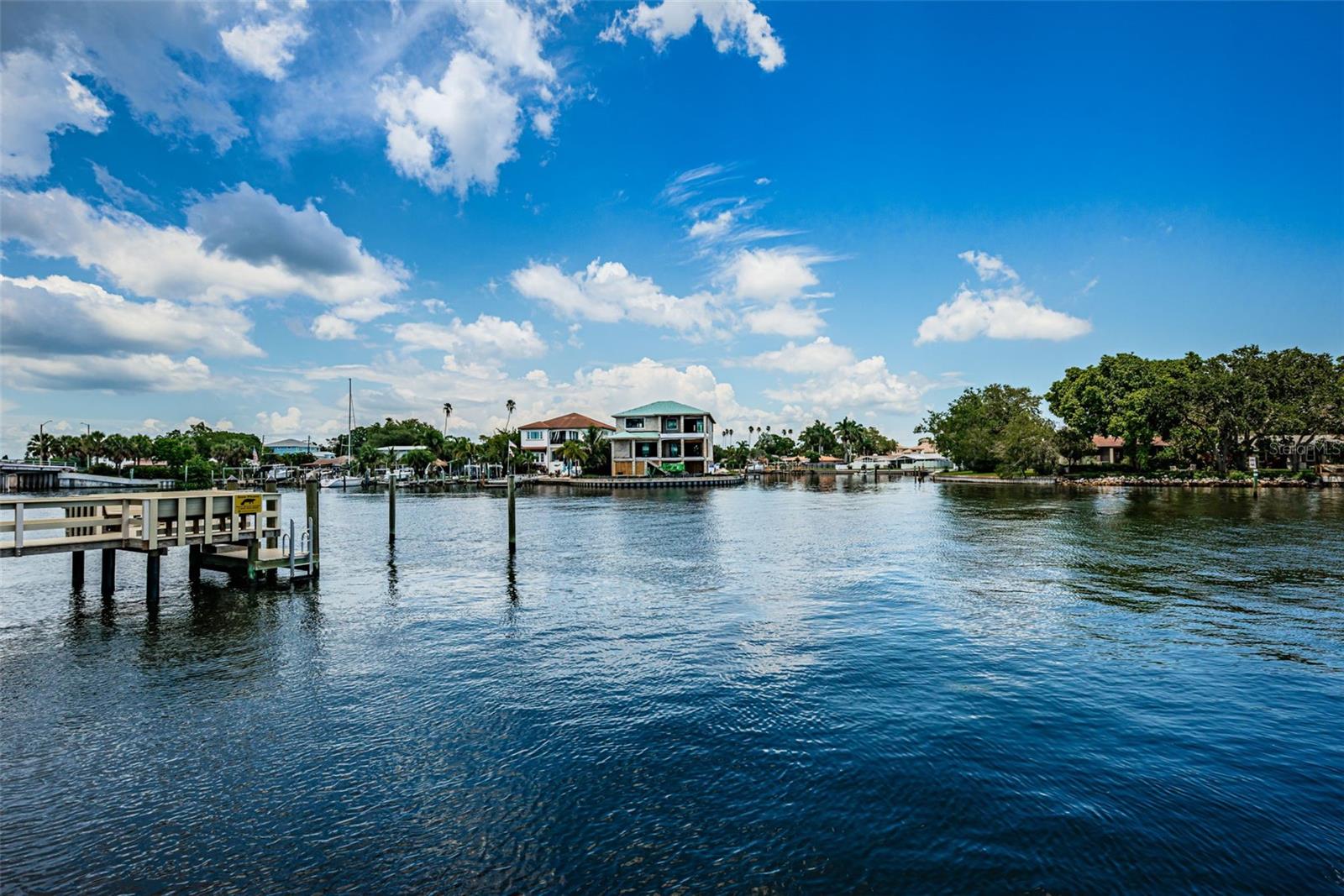 BRIGHTWATERS TOWER OF SNELL ISLE - Residential