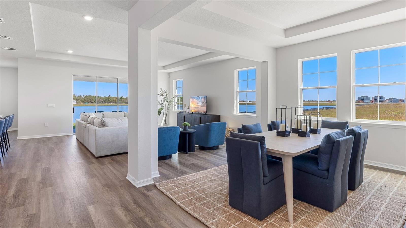 STAR FARMS AT LAKEWOOD RANCH - Residential