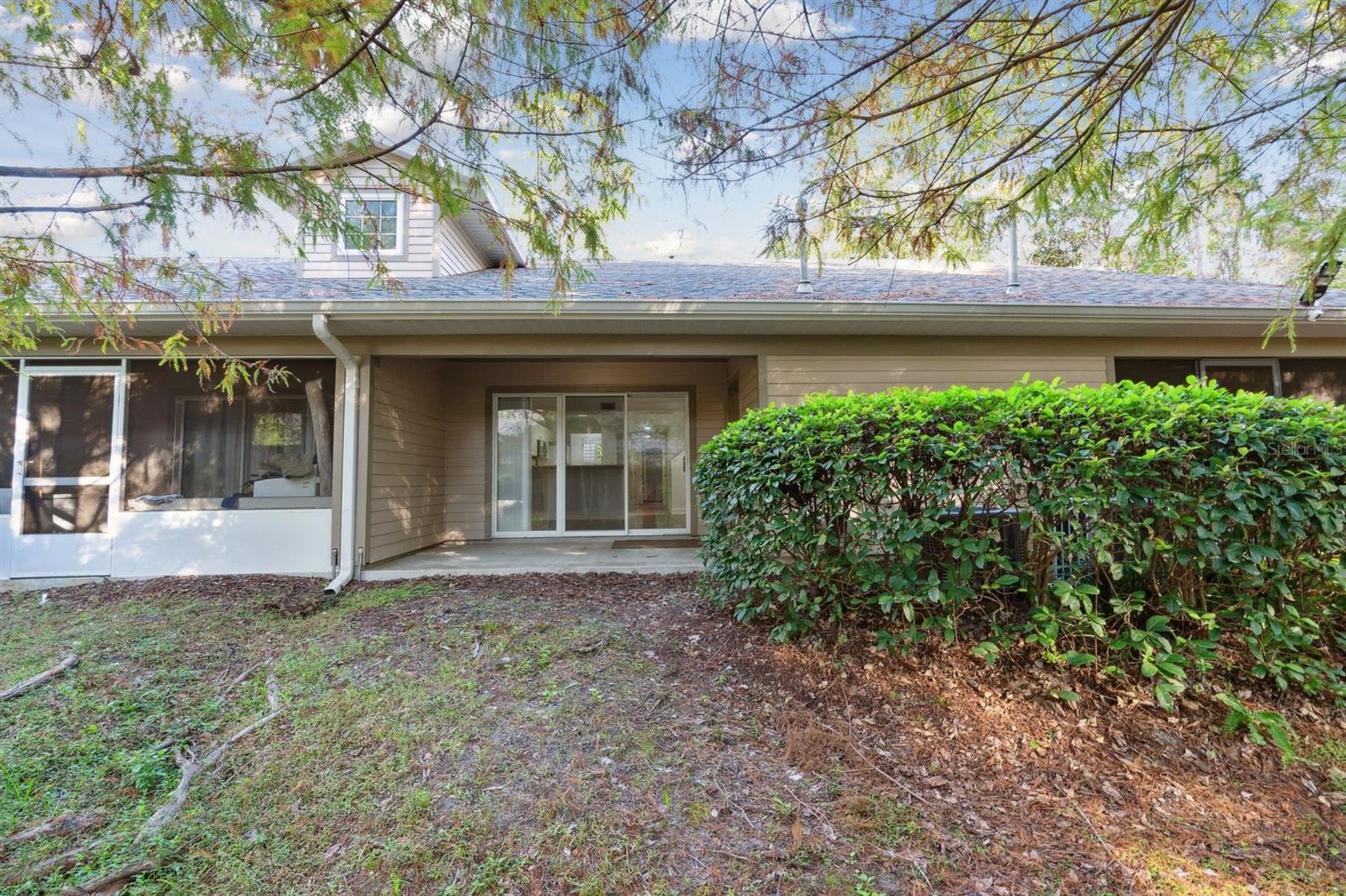 WOODS EDGE - Residential Lease