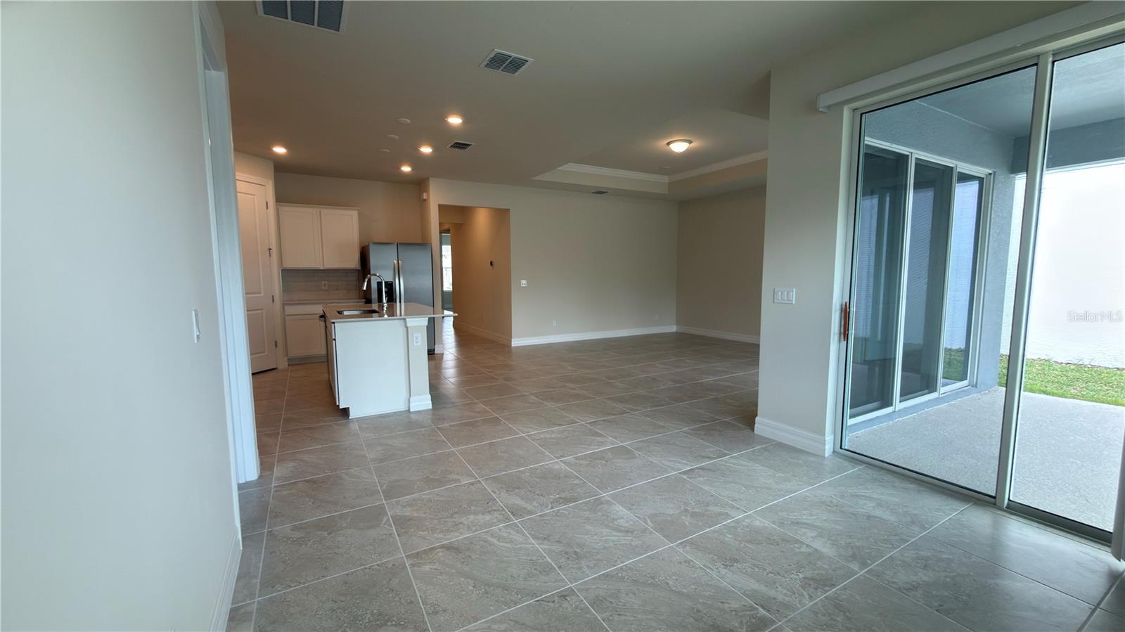 AMELIA GROVES PH 2 - Residential Lease