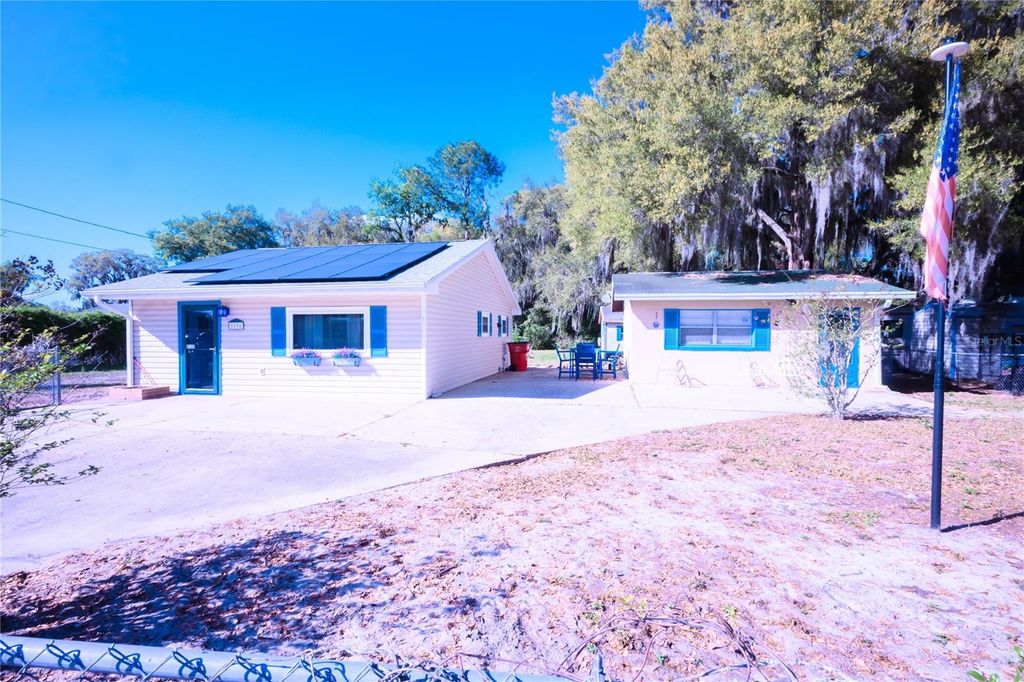 Photo of 1198 Cr 464, Lake Panasoffkee, FL 33538 (MLS # TB8487387)