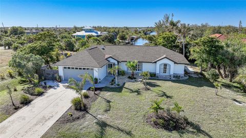 A home in PORT CHARLOTTE