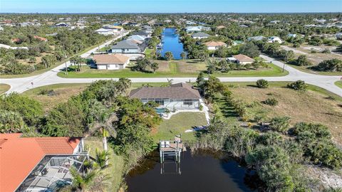 A home in PORT CHARLOTTE