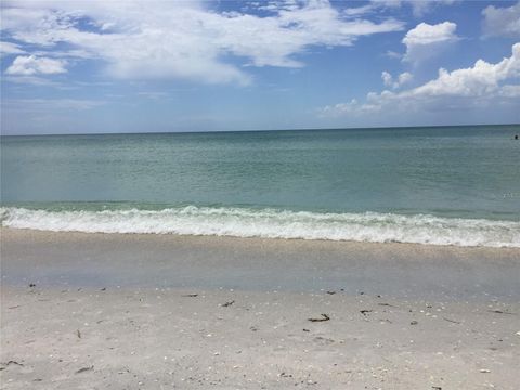 A home in PORT CHARLOTTE