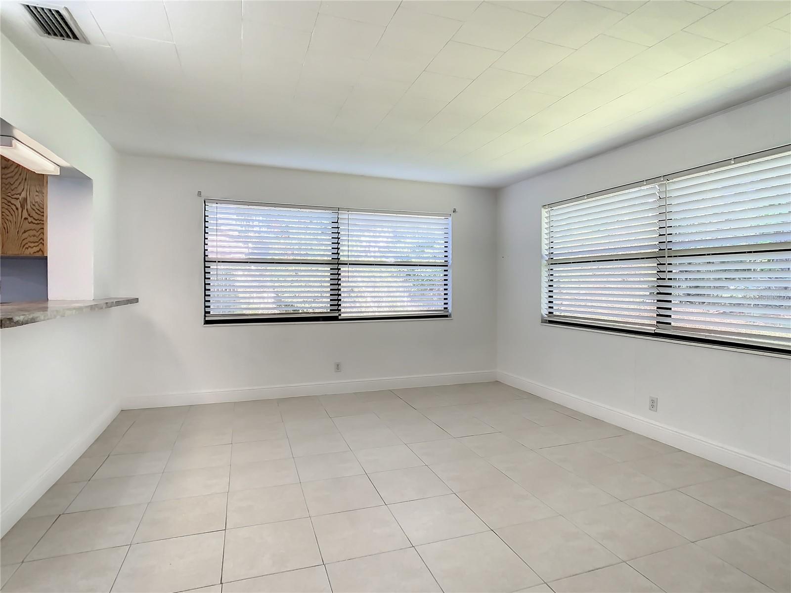 JEFFERSON MANOR 1ST ADD - Residential