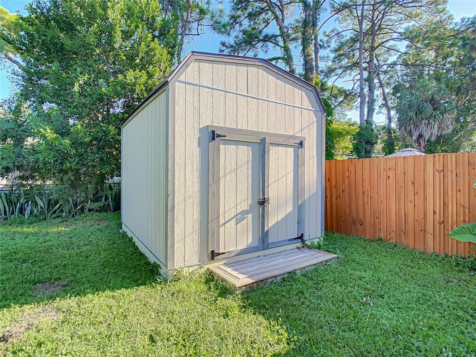 JEFFERSON MANOR 1ST ADD - Residential