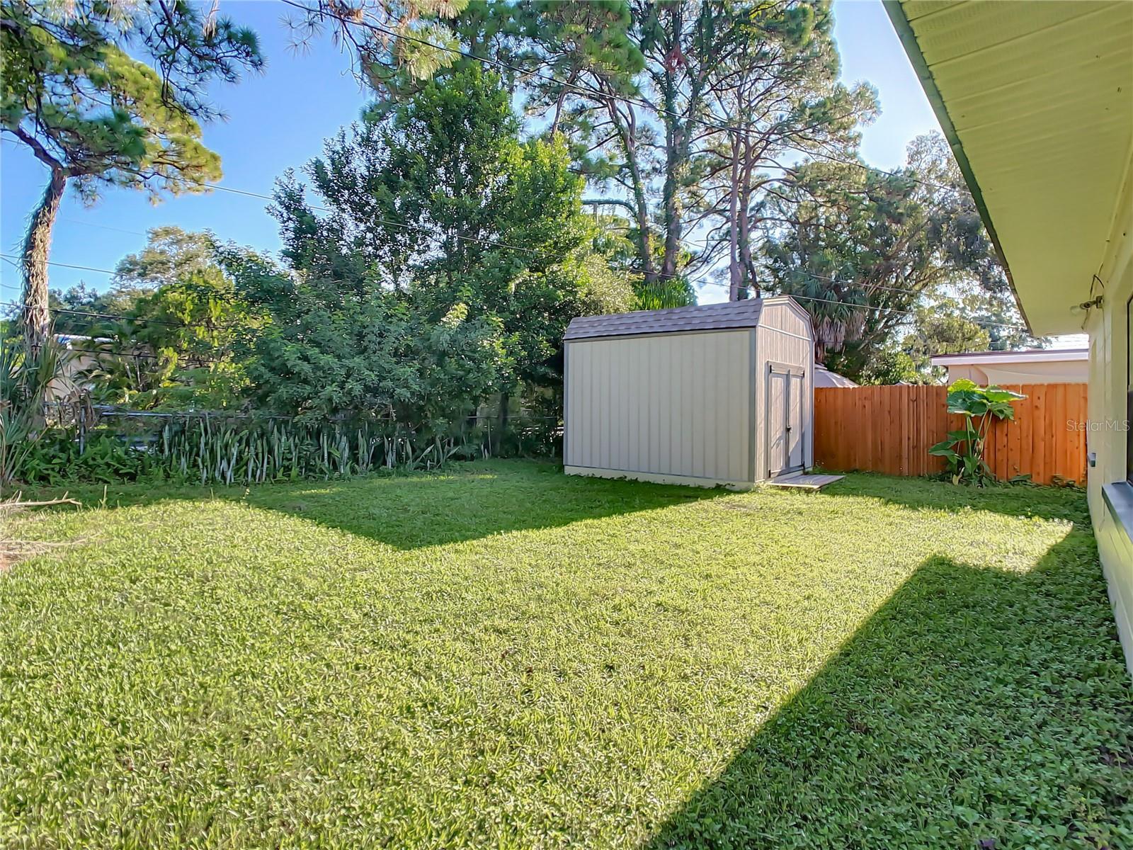 JEFFERSON MANOR 1ST ADD - Residential