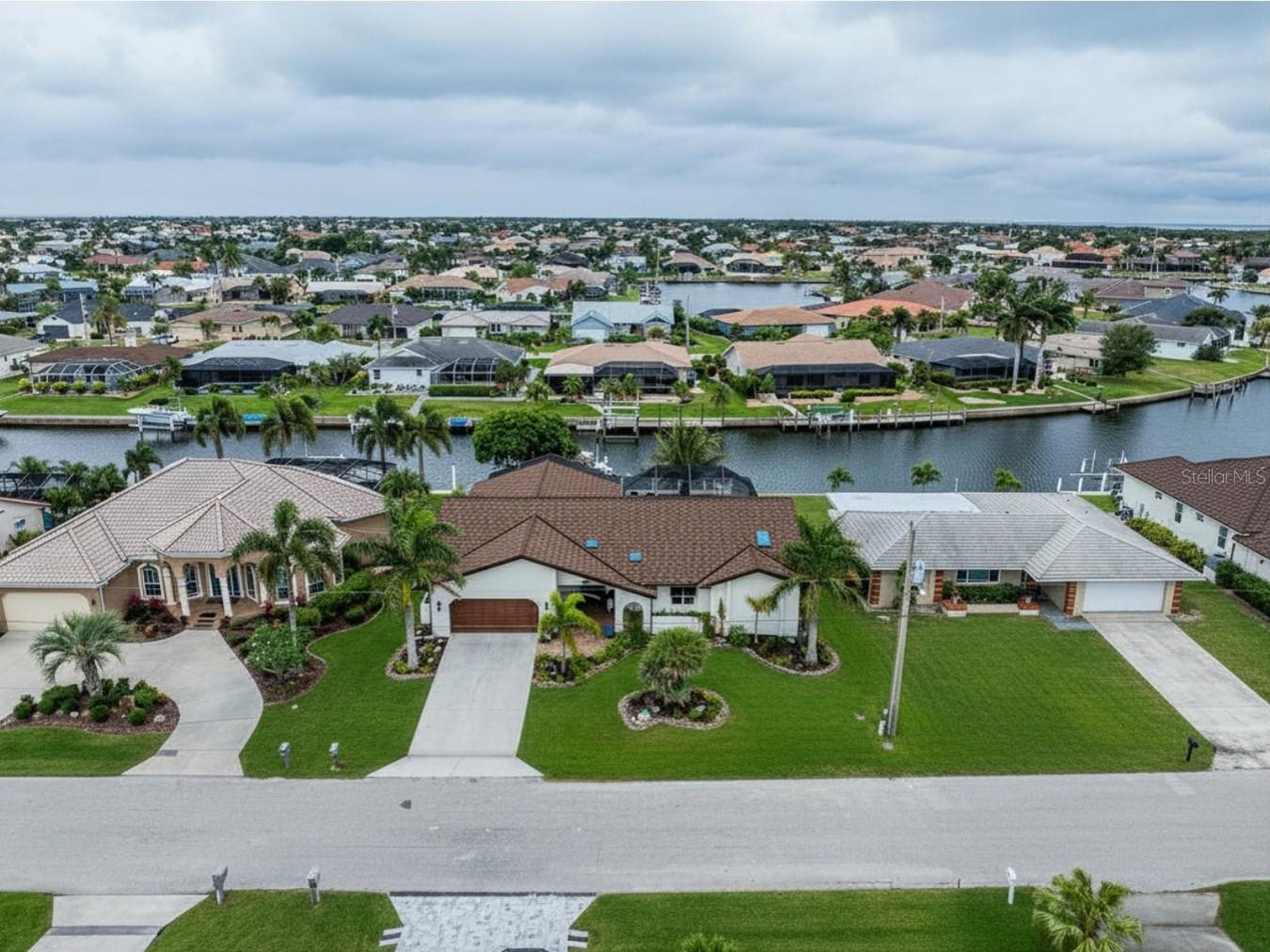 PUNTA GORDA ISLES SEC 06 - Residential
