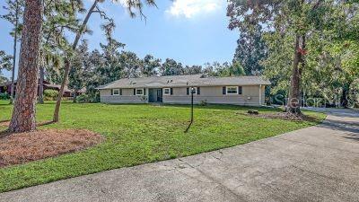 One or more photo(s) has been virtually staged. This beautifully maintained 3-bedroom, 2-bathroom pool home is tucked away in a peaceful, tree-lined neighborhood yet just minutes from all the conveniences of Lakewood Ranch and University Town Center.
Step inside to find a bright, open floor plan with soaring ceilings, large windows, and sliding glass doors that fill the home with natural light. The spacious living and dining areas flow seamlessly into the updated kitchen, featuring stainless steel appliances, granite countertops, and plenty of storage.
The primary suite offers a private retreat with a walk-in closet and en-suite bath, complete with dual vanities and a walk-in shower. Two additional bedrooms provide space for guests, a home office, or hobbies.
Out back, enjoy your own Florida oasis. The screened lanai with sparkling pool overlooks a lushly landscaped yard—perfect for entertaining or simply relaxing after a day on the golf course or at the beach.
Additional features include a two-car garage, indoor laundry room, and low HOA fees. Located close to world-class dining, shopping, golf courses, and just a short drive to the Gulf beaches, this home combines comfort, convenience, and lifestyle.
Don’t miss this opportunity to own a piece of Lakewood Ranch living—schedule your showing today!
Some rooms are VIRTUALLY STAGED for this property.