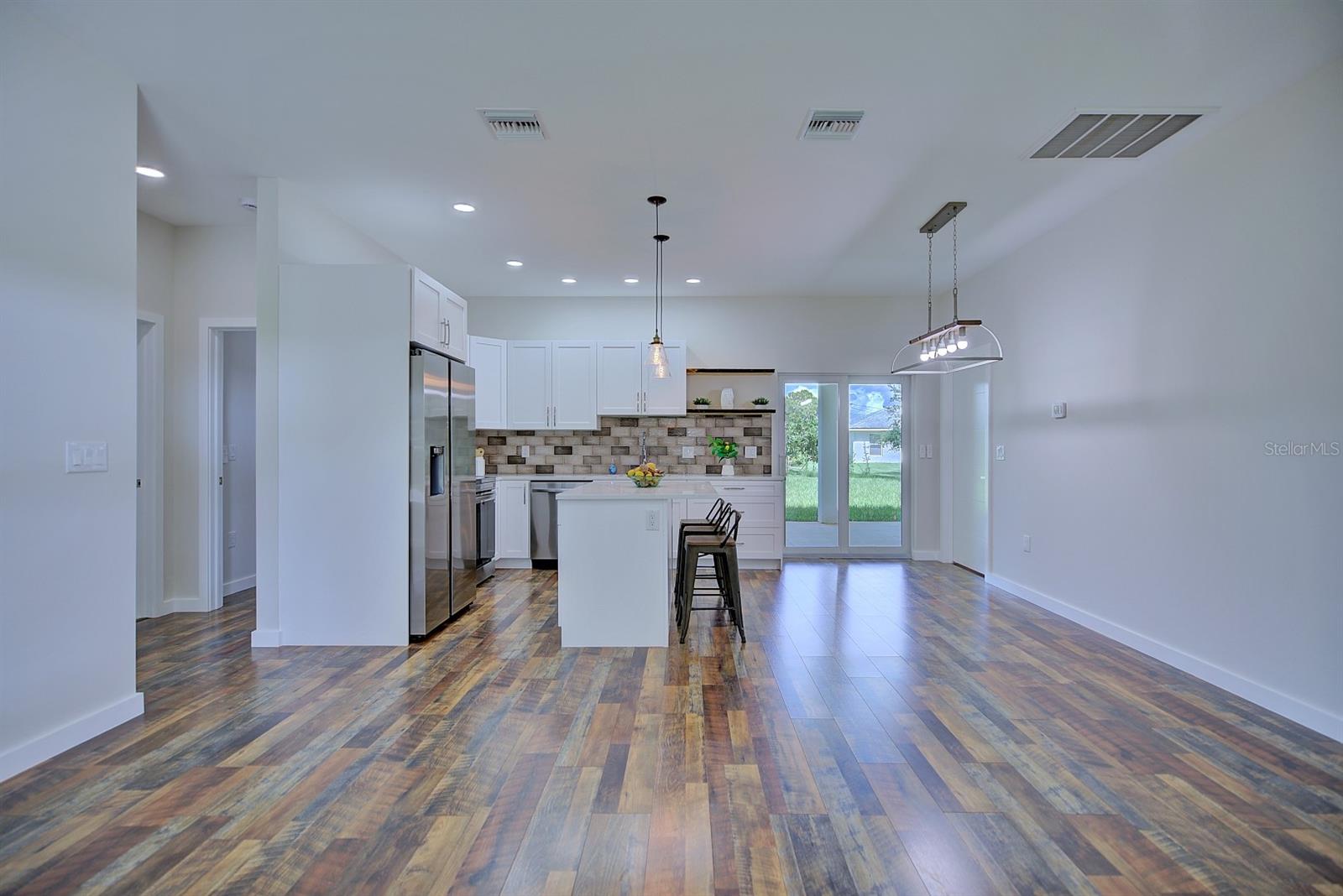 SEBRING COUNTRY ESTATE SEC 02 - Residential