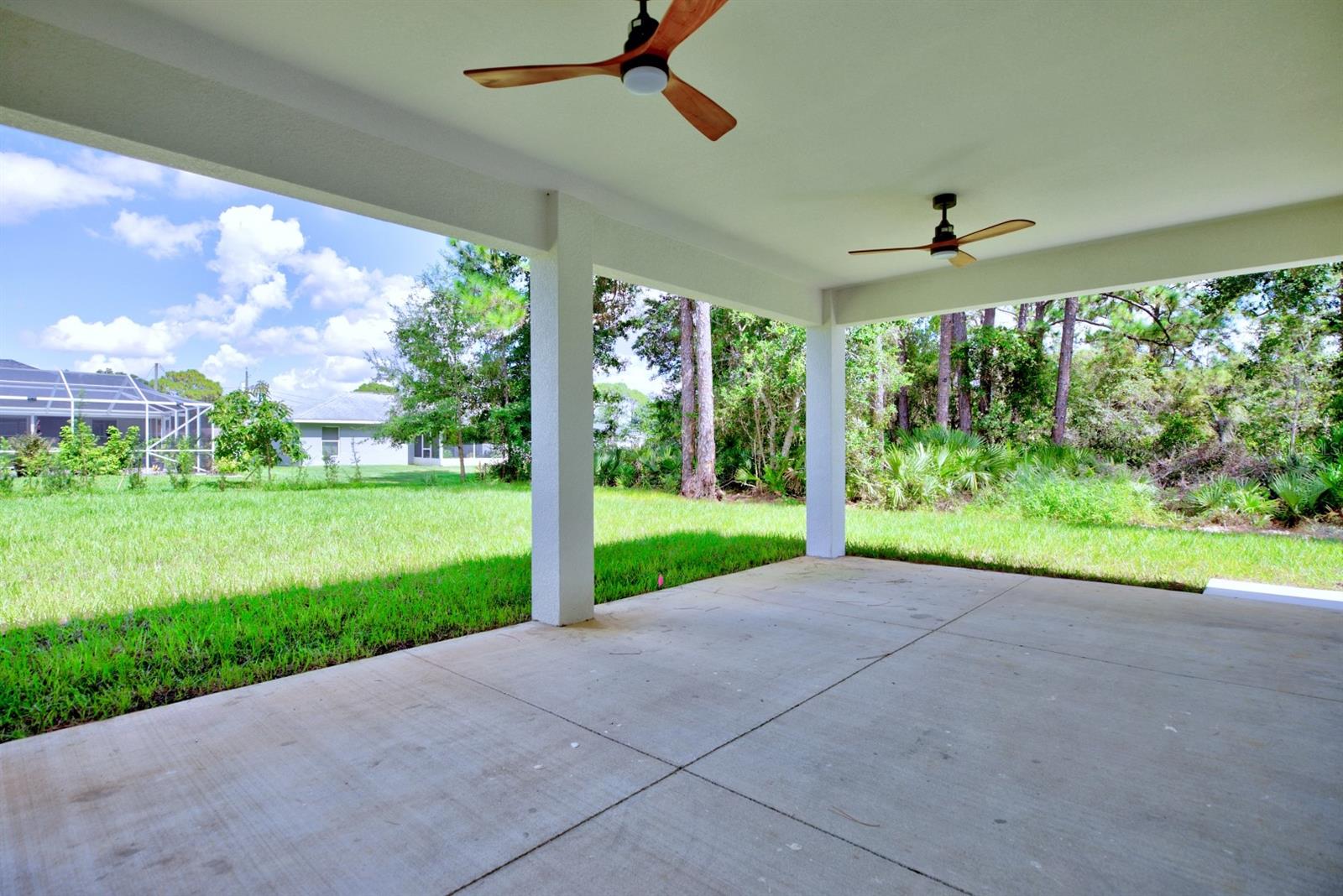 SEBRING COUNTRY ESTATE SEC 02 - Residential