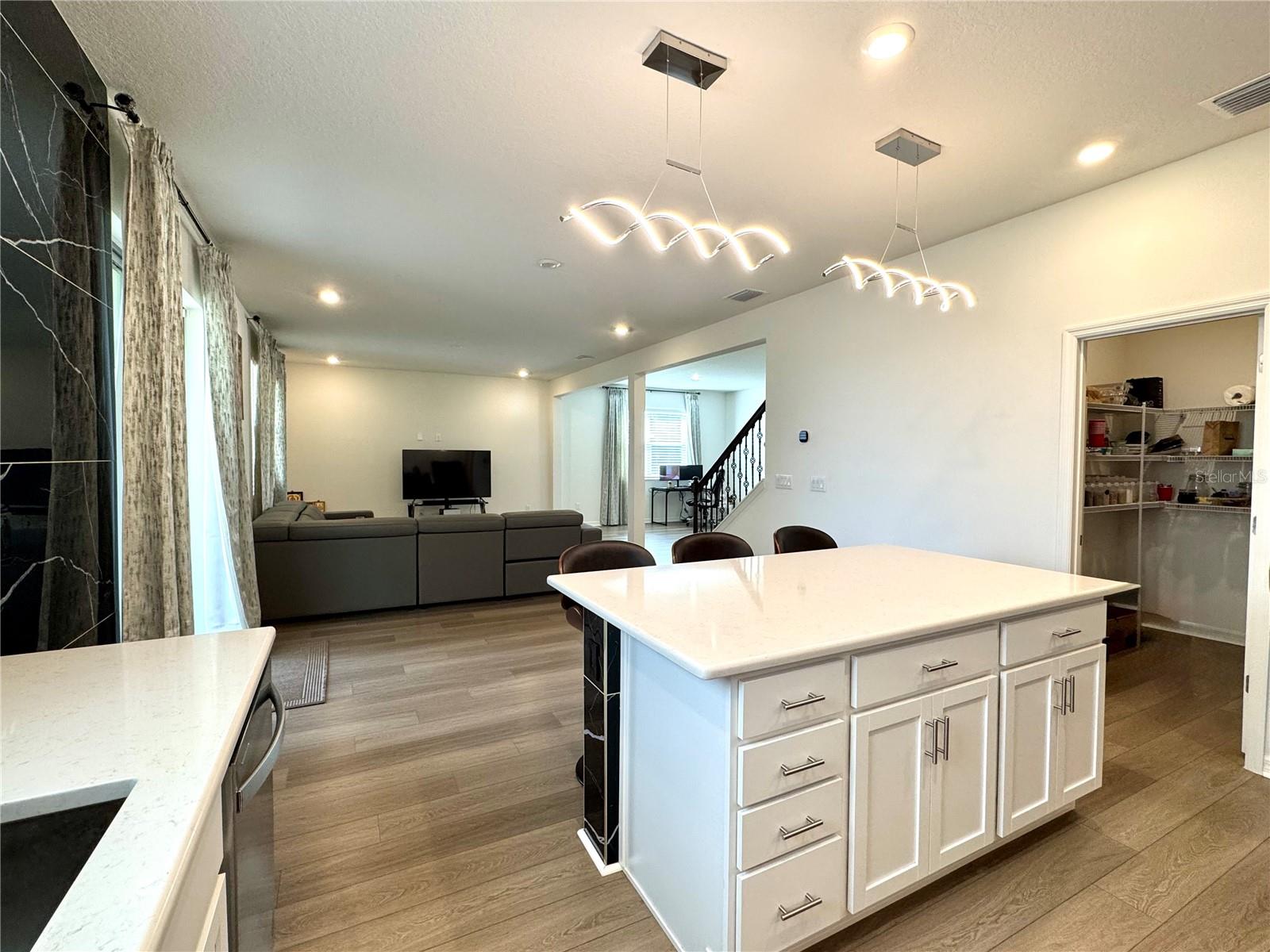 RIVER RUN - Residential Lease