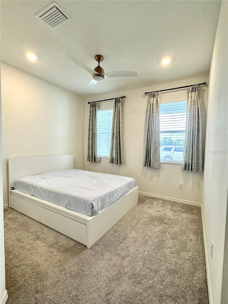 RIVER RUN - Residential Lease