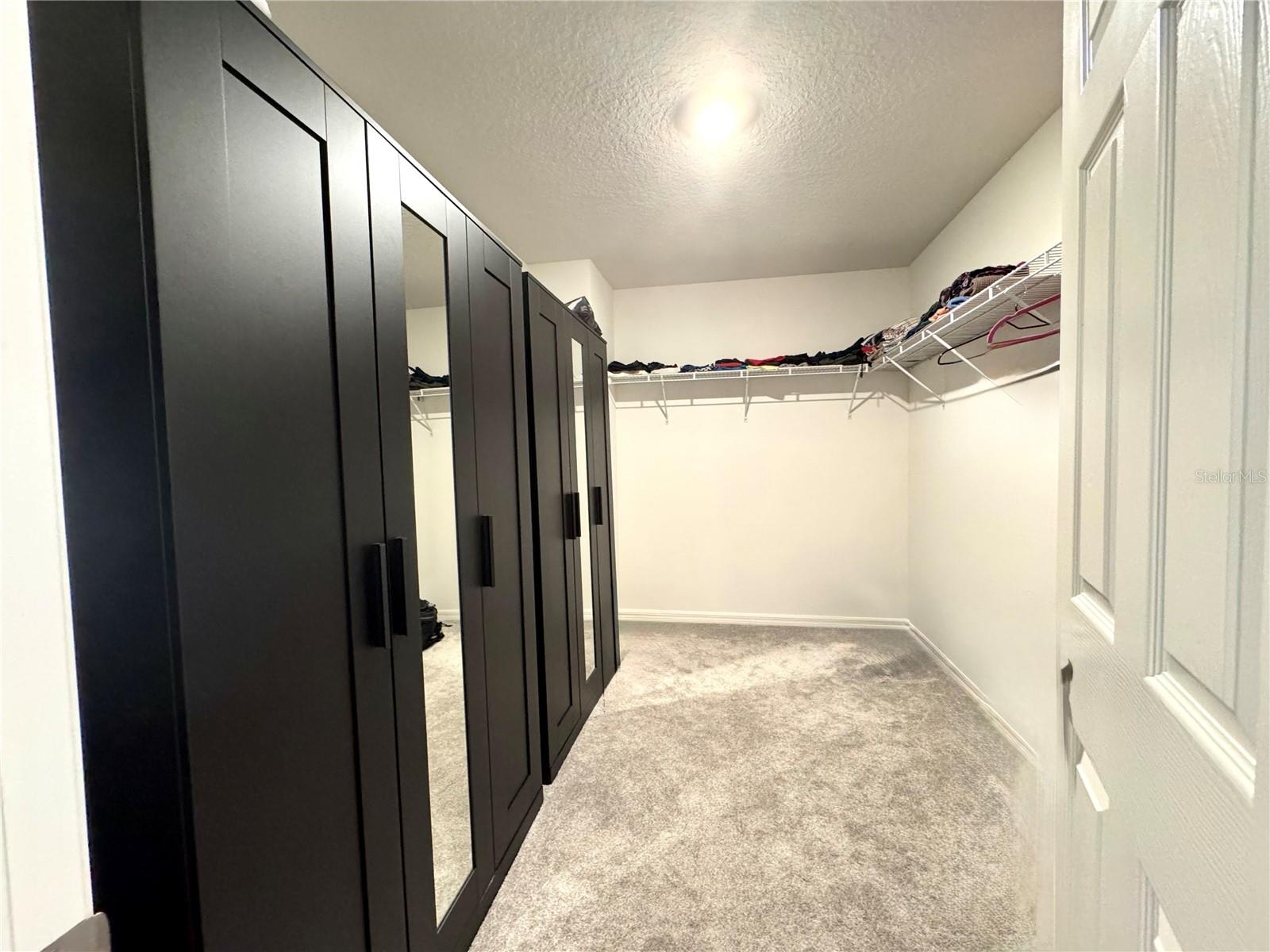 RIVER RUN - Residential Lease