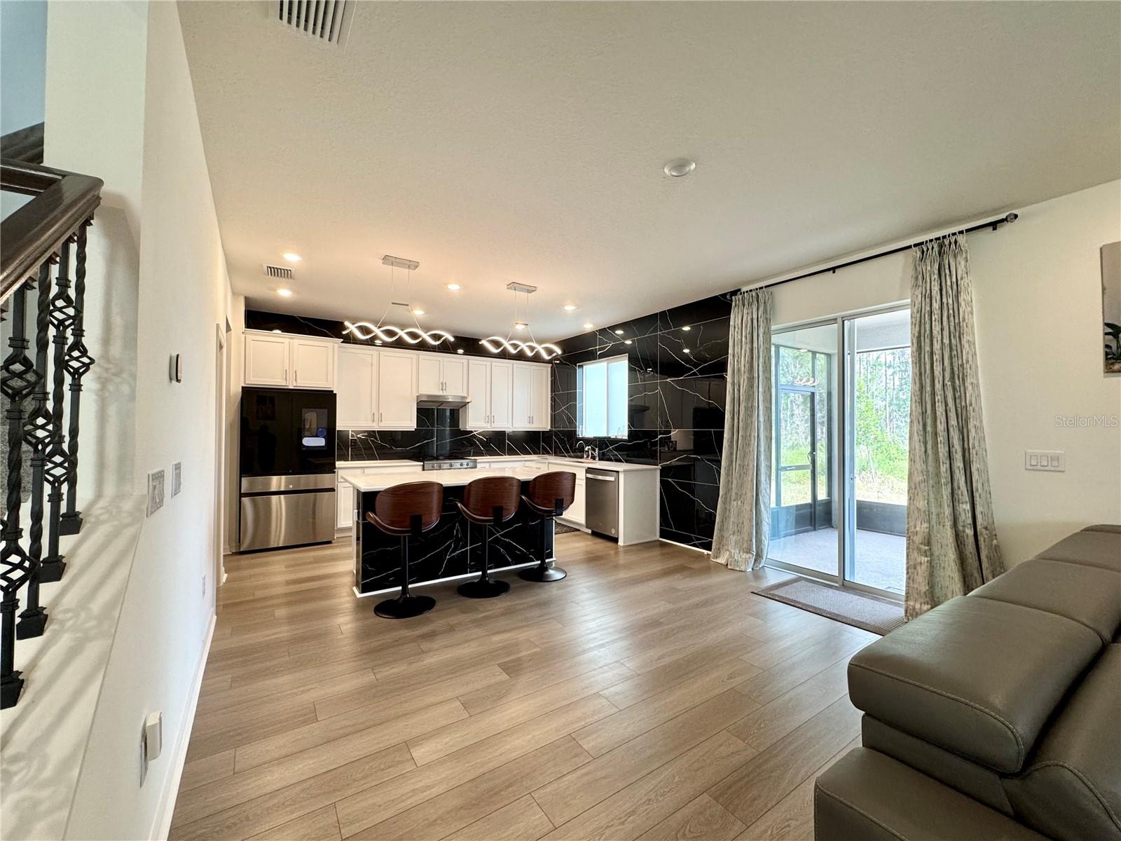 RIVER RUN - Residential Lease