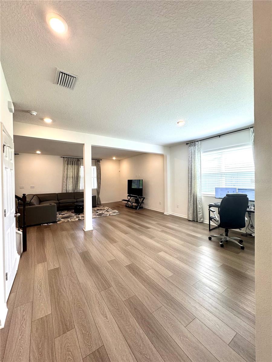 RIVER RUN - Residential Lease