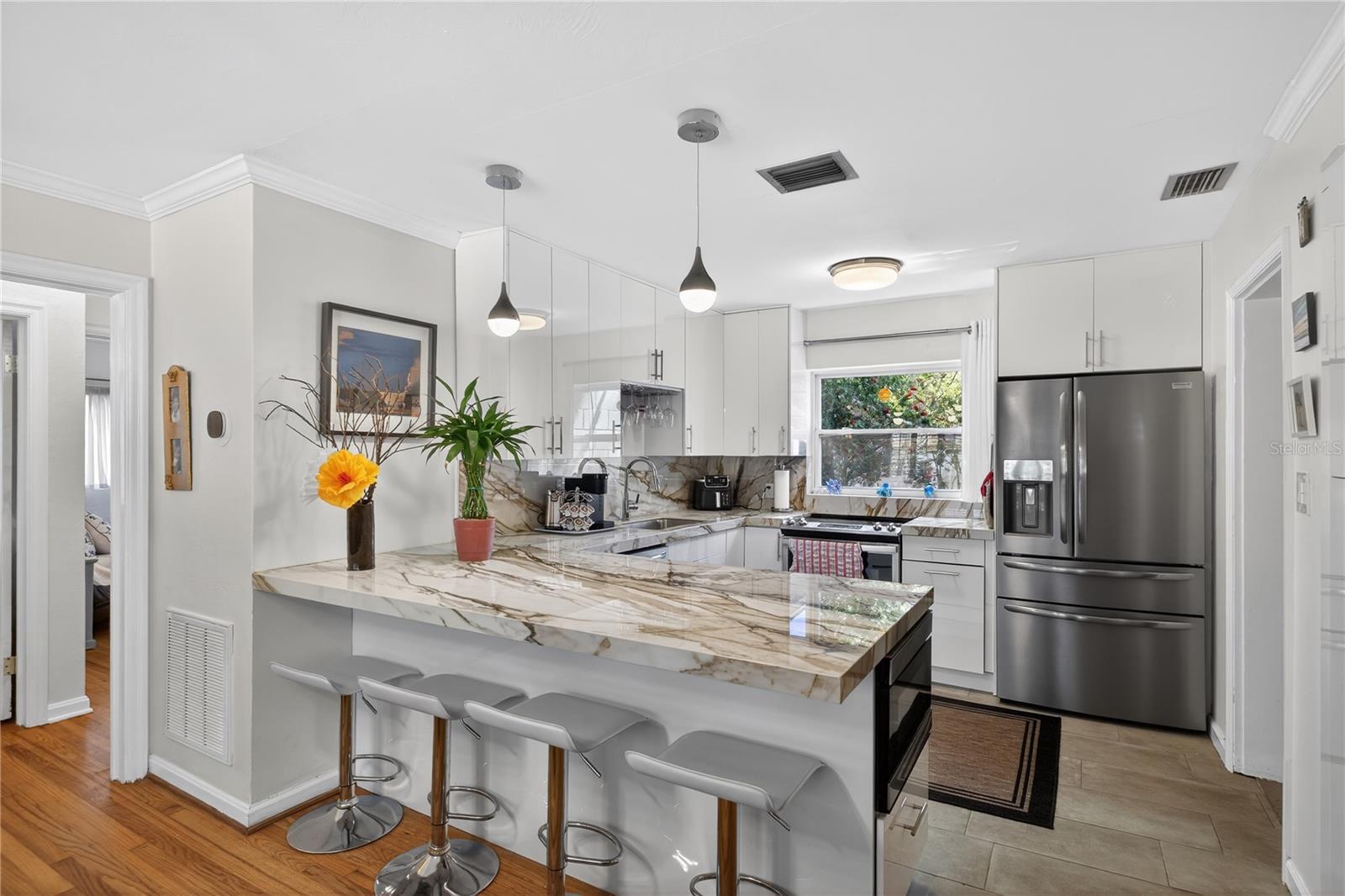 CRESTWOOD ESTATES - Residential