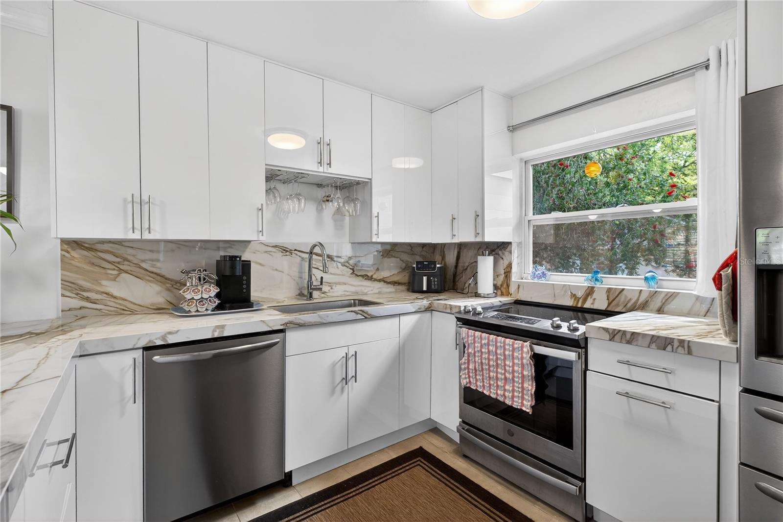 CRESTWOOD ESTATES - Residential