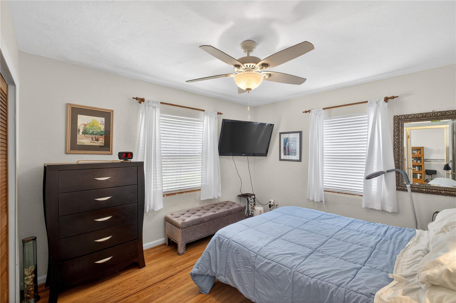 CRESTWOOD ESTATES - Residential