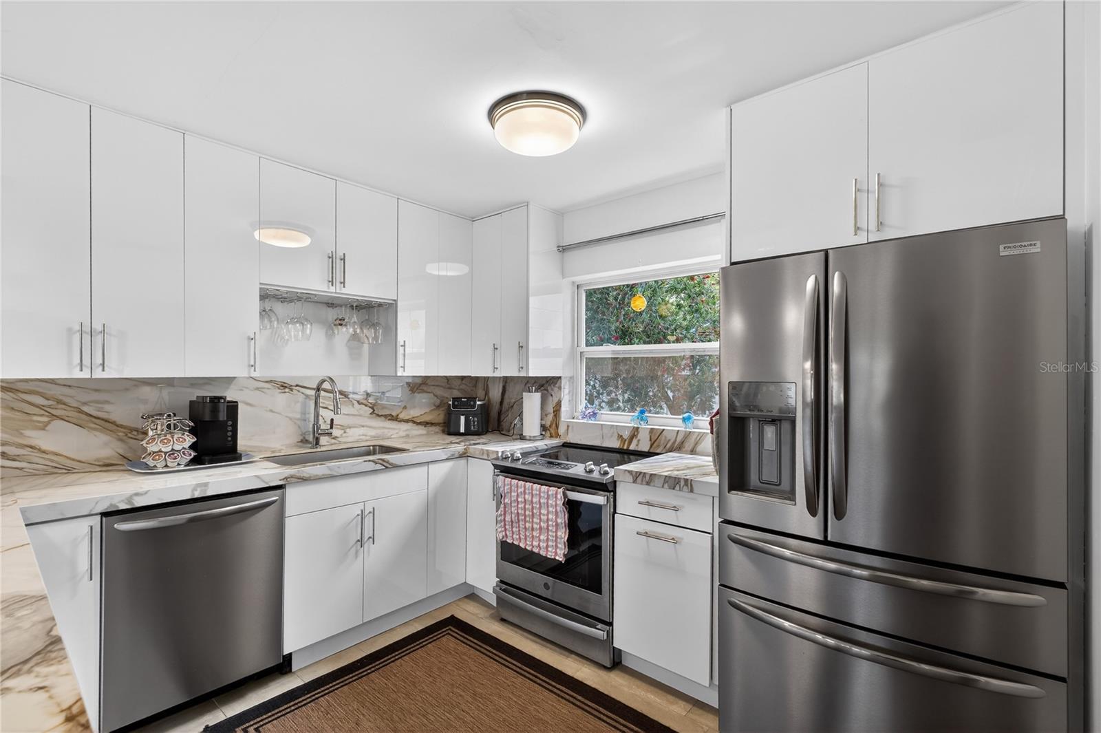 CRESTWOOD ESTATES - Residential